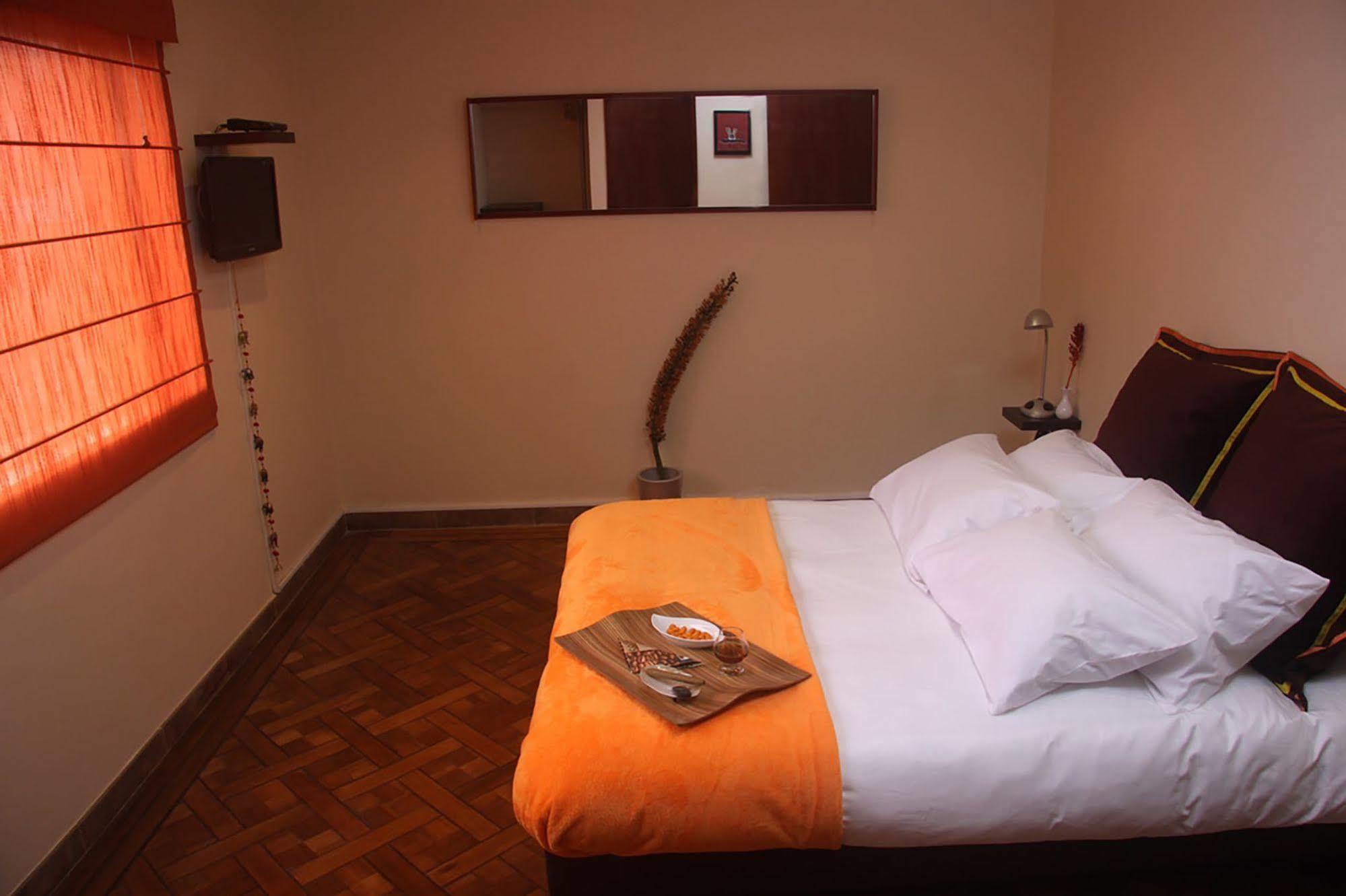 6 Suites Hotel Bogota Exterior photo